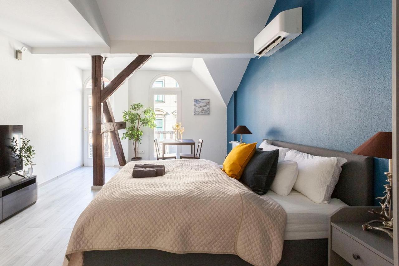 Rustic Central Studios By Lh บูดาเปสต์ ภายนอก รูปภาพ