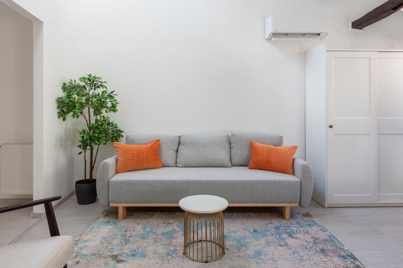 Rustic Central Studios By Lh บูดาเปสต์ ภายนอก รูปภาพ